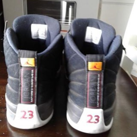 Jordan Retro 12 "Reverse Taxi's" - Picture 2 of 3